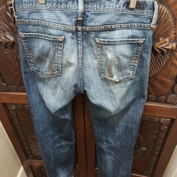 Mens Citizens of Humanity distressed jeans. - Picture 5 of 11
